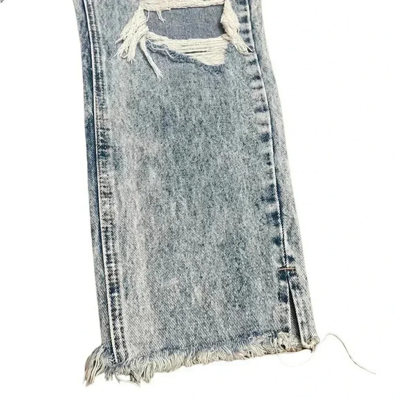 KanCan High Rise Distressed Frayed Hem Mom Jeans Acid Wash Women’s size 11/29 - Picture 10 of 15